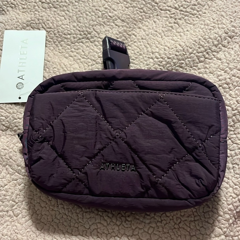 NEW !! ATHLETA crossbody belt bag